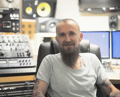 Soundroll, composer